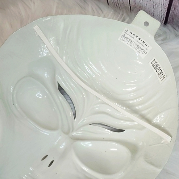 Vintage 90s NEW 1999 Alien Extraterrestrial UFO Plastic Halloween Mask X-FILES - Picture 9 of 13